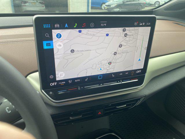 new 2025 Volkswagen ID.4 car, priced at $51,271