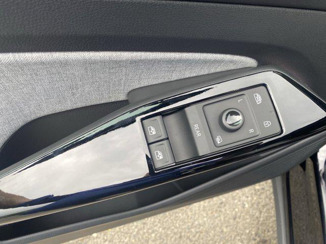 new 2025 Volkswagen ID.4 car, priced at $51,271