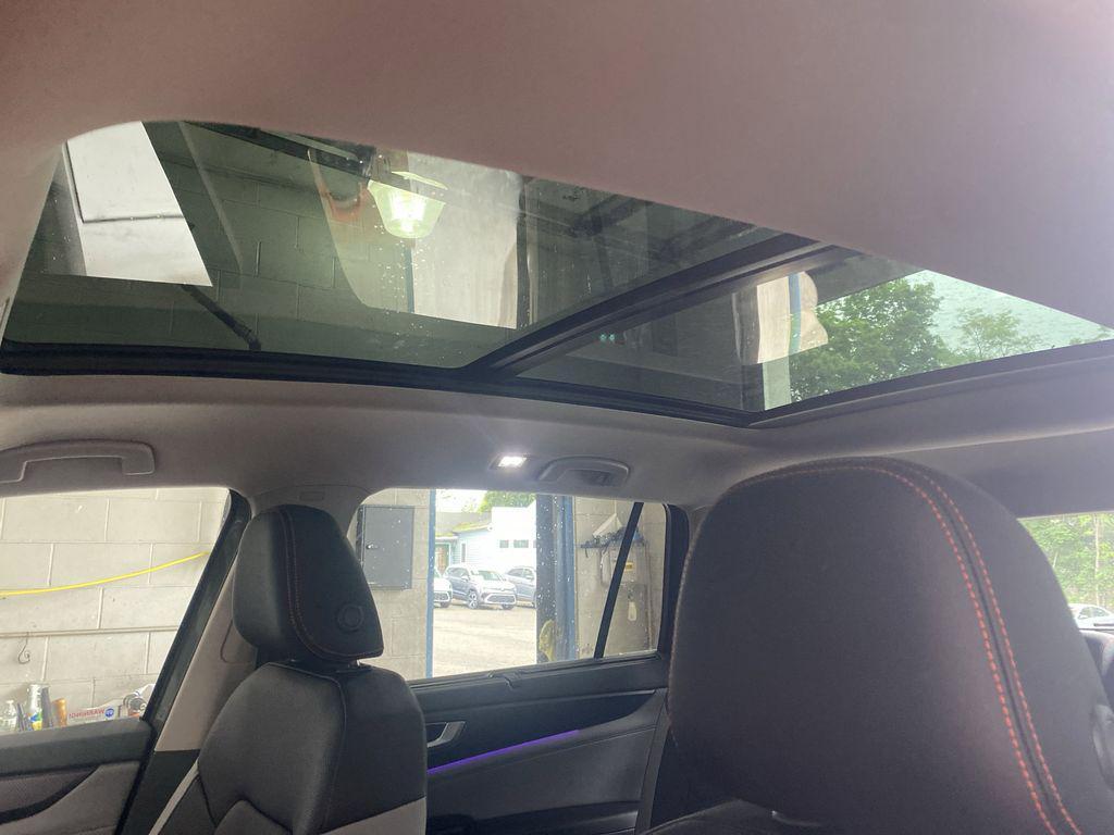 new 2025 Volkswagen Atlas car, priced at $46,911