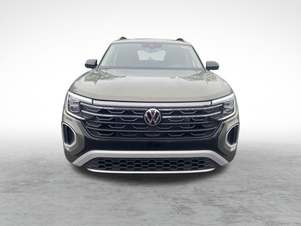 new 2025 Volkswagen Atlas car, priced at $46,911