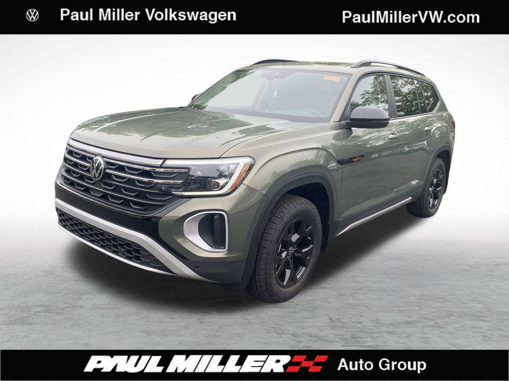 new 2025 Volkswagen Atlas car, priced at $46,911