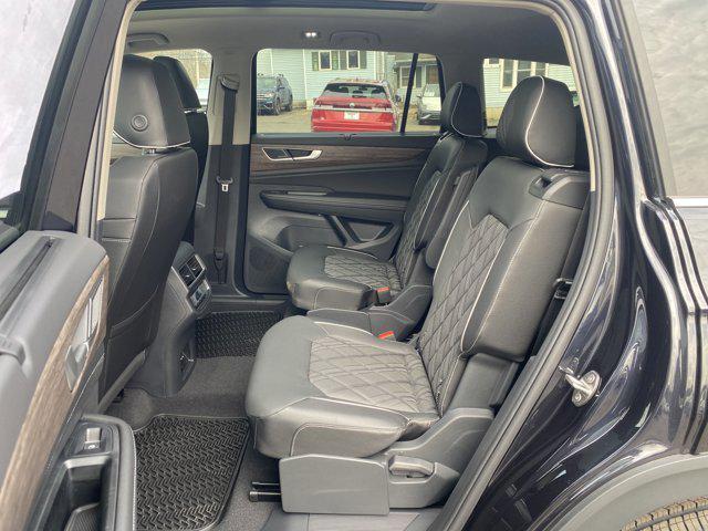 new 2025 Volkswagen Atlas car, priced at $55,831
