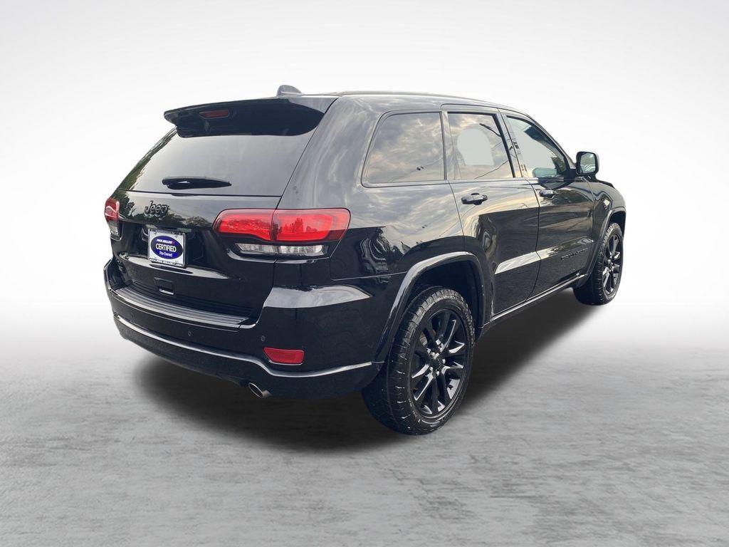 used 2017 Jeep Grand Cherokee car, priced at $14,917
