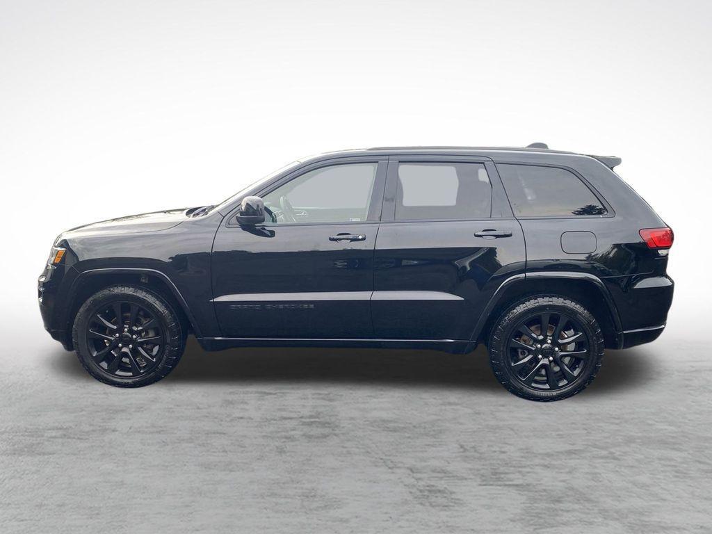 used 2017 Jeep Grand Cherokee car, priced at $14,917