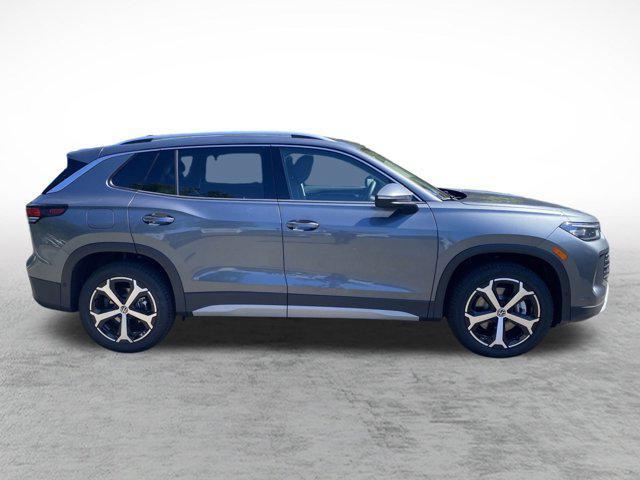 new 2025 Volkswagen Tiguan car, priced at $38,044
