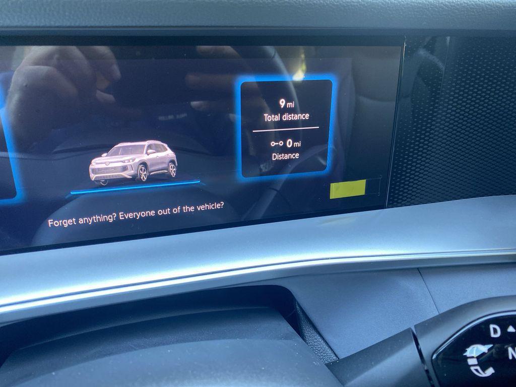 new 2025 Volkswagen Tiguan car, priced at $36,544