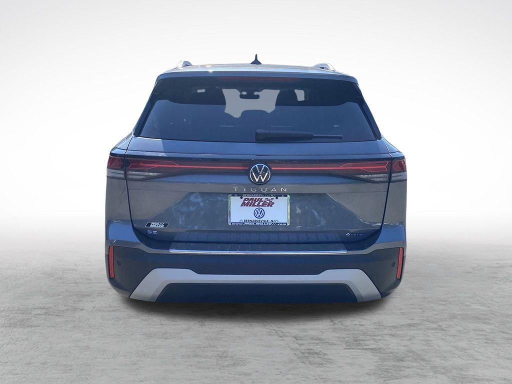 new 2025 Volkswagen Tiguan car, priced at $36,544