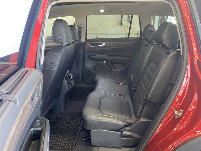 new 2025 Volkswagen Atlas car, priced at $50,586