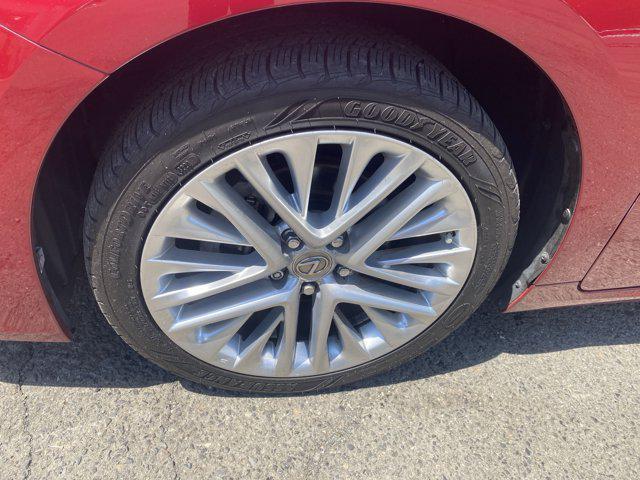used 2016 Lexus ES 350 car, priced at $23,695