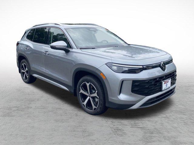 new 2025 Volkswagen Tiguan car, priced at $37,886