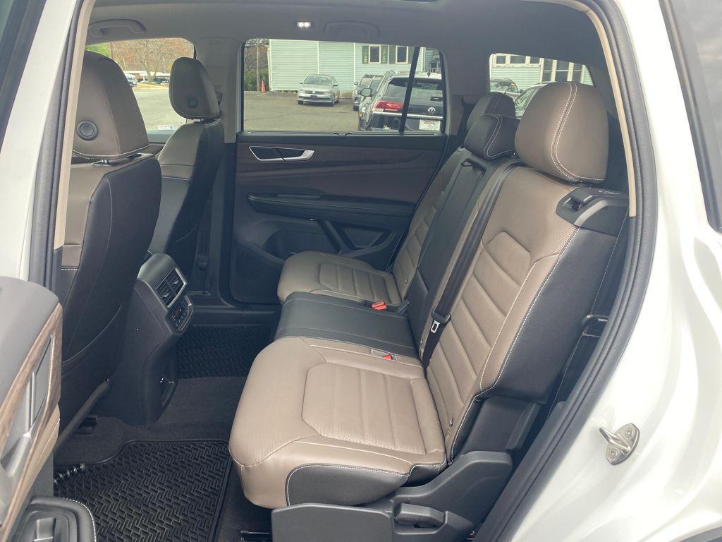 new 2026 Volkswagen Atlas car, priced at $52,868