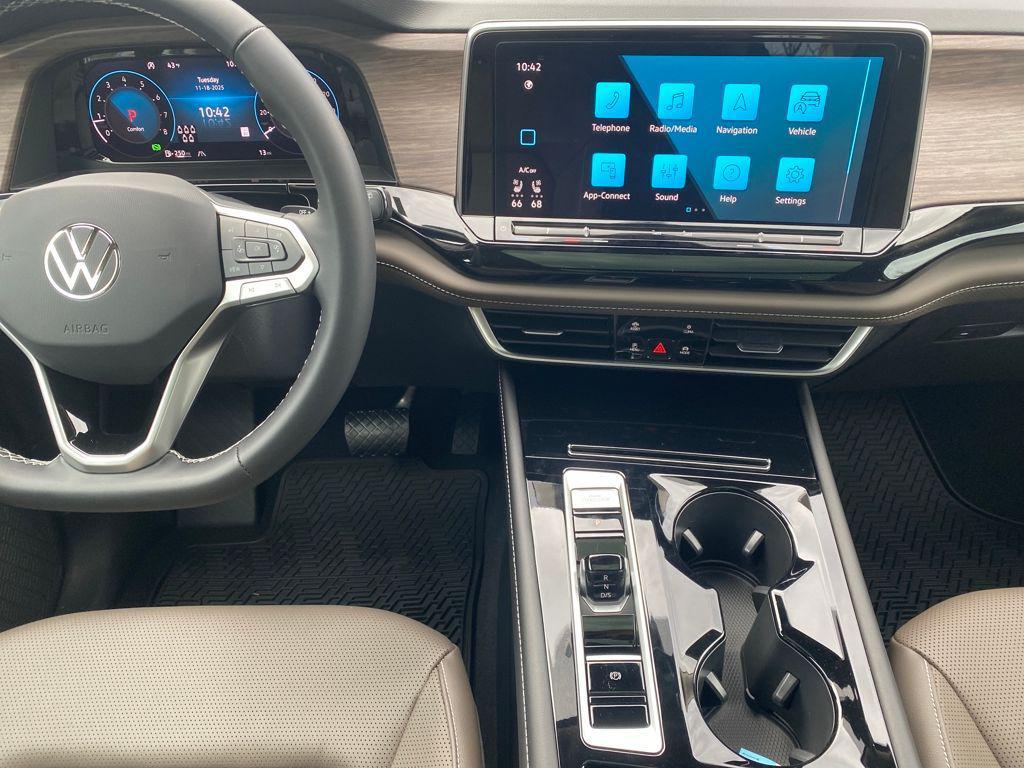 new 2026 Volkswagen Atlas car, priced at $52,868