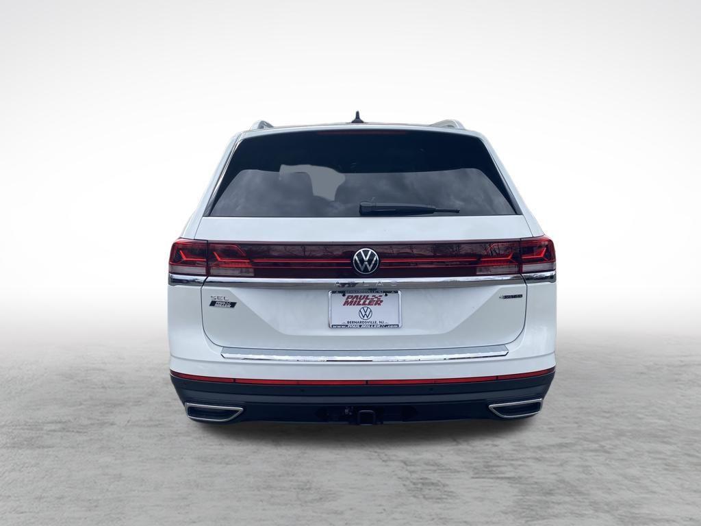 new 2026 Volkswagen Atlas car, priced at $52,868