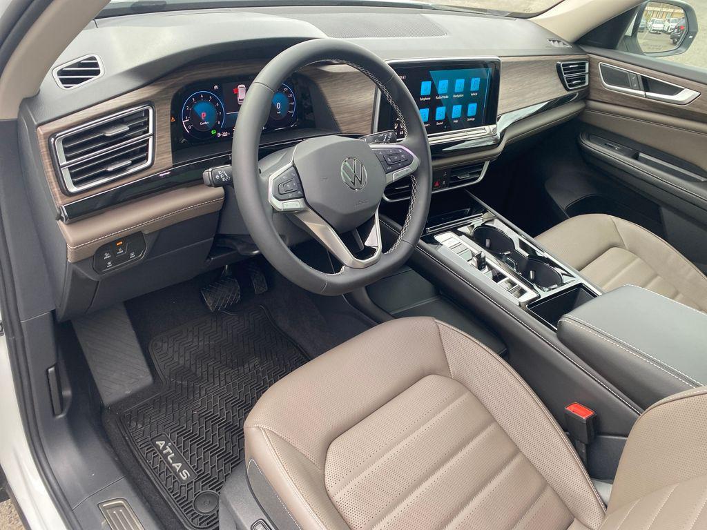 new 2026 Volkswagen Atlas car, priced at $52,868