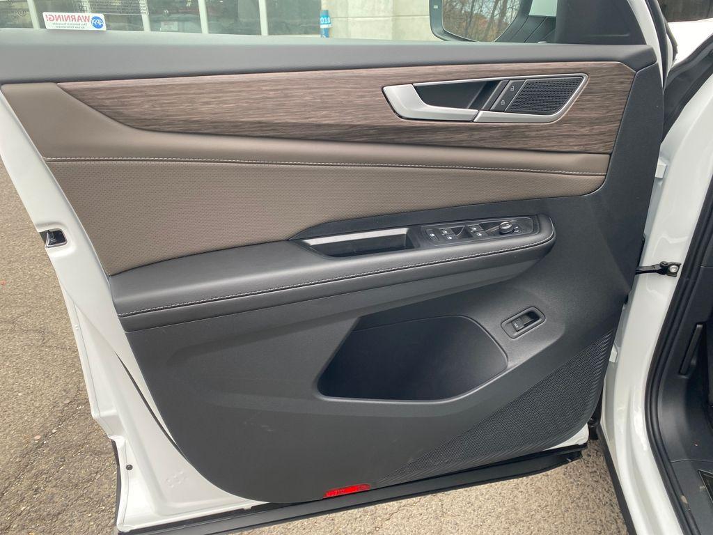 new 2026 Volkswagen Atlas car, priced at $52,868