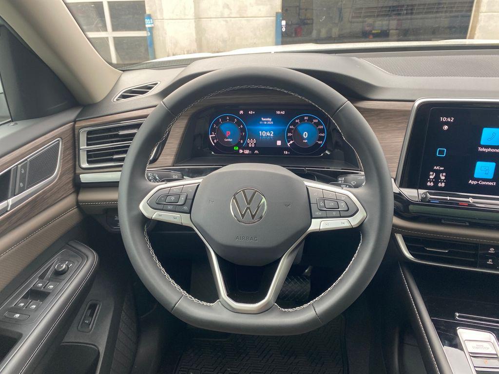 new 2026 Volkswagen Atlas car, priced at $52,868