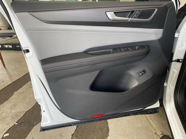 new 2025 Volkswagen Atlas car, priced at $48,951