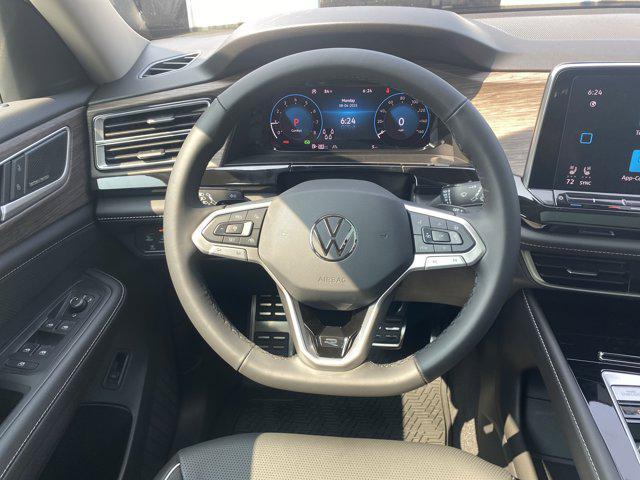 new 2025 Volkswagen Atlas car, priced at $56,831