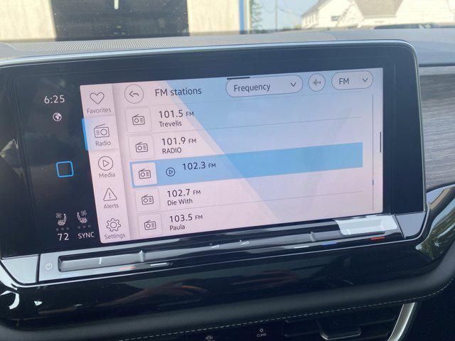 new 2025 Volkswagen Atlas car, priced at $56,831