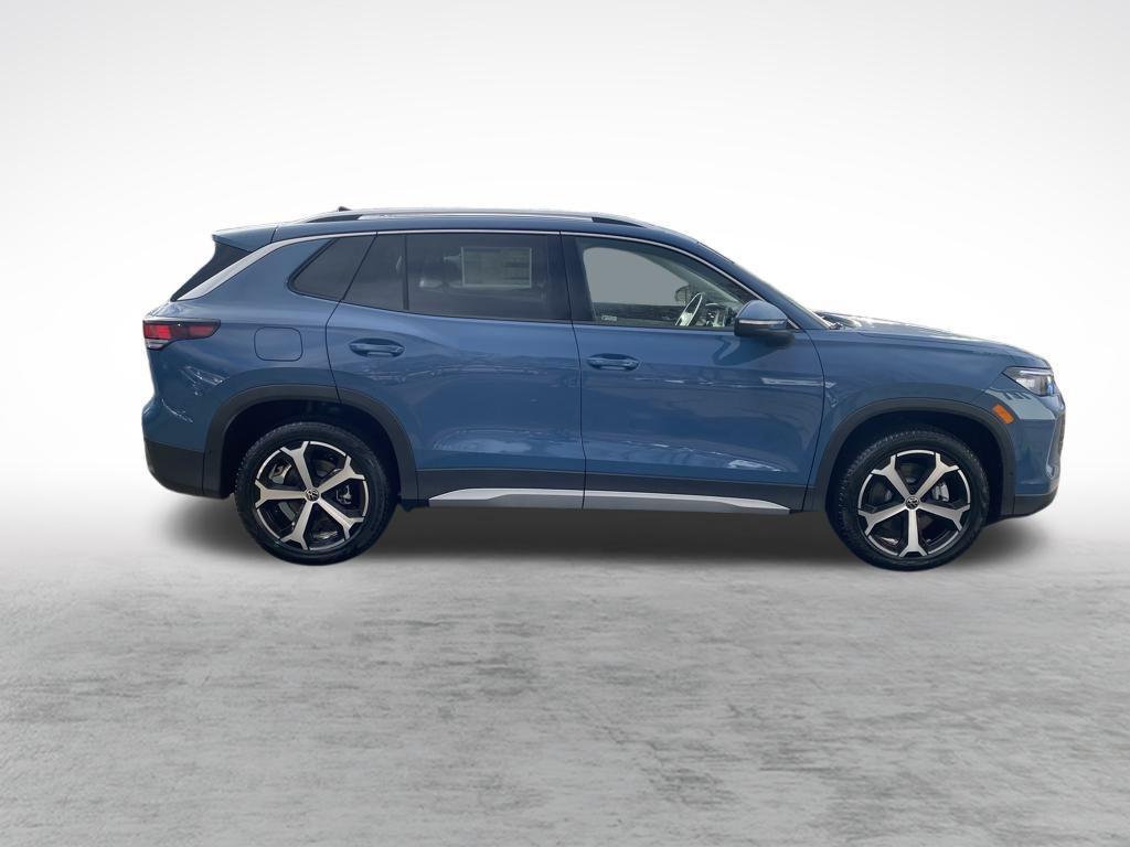 new 2025 Volkswagen Tiguan car, priced at $36,826