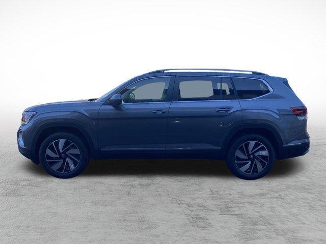new 2024 Volkswagen Atlas car, priced at $52,221