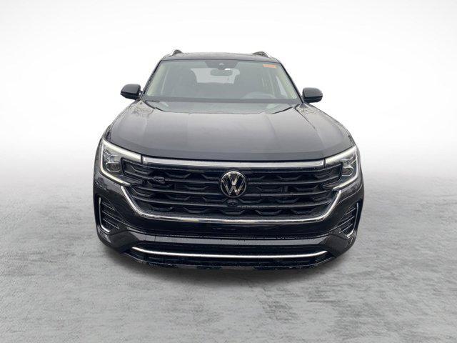 new 2025 Volkswagen Atlas car, priced at $56,601