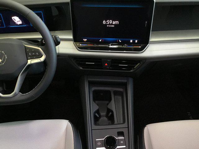 new 2025 Volkswagen Tiguan car, priced at $37,121