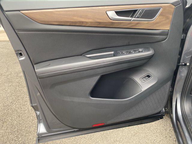 used 2024 Volkswagen Atlas car, priced at $33,655