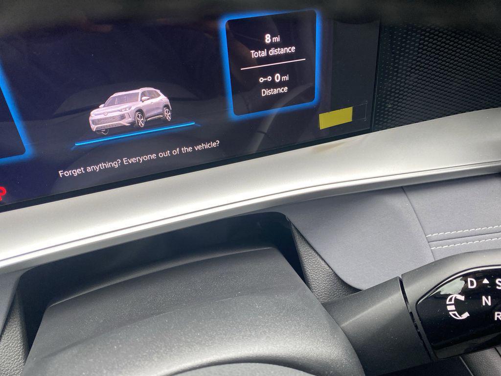 new 2025 Volkswagen Tiguan car, priced at $38,726