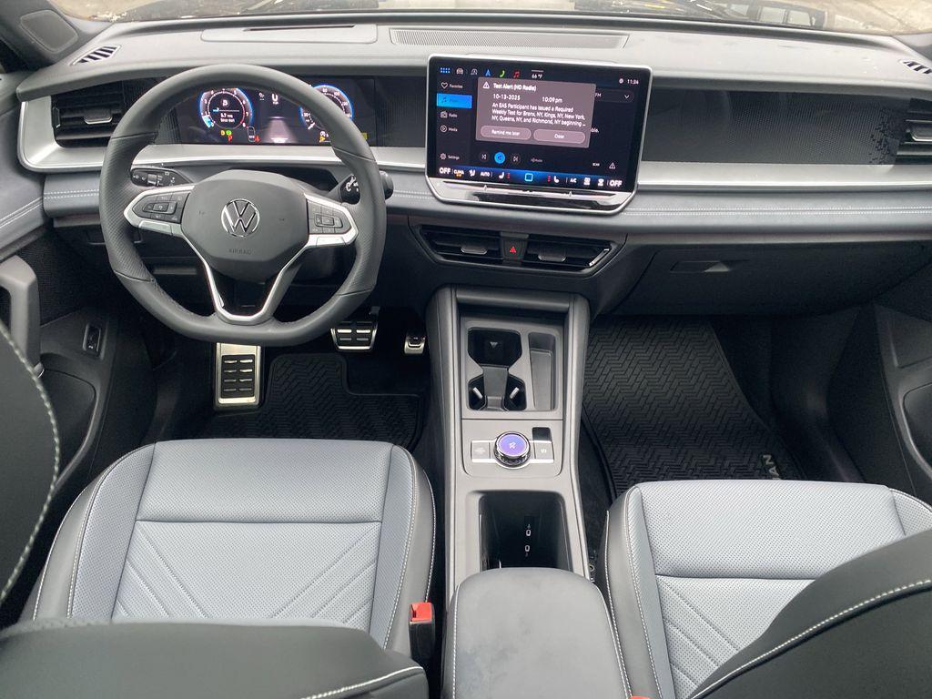 new 2025 Volkswagen Tiguan car, priced at $38,726