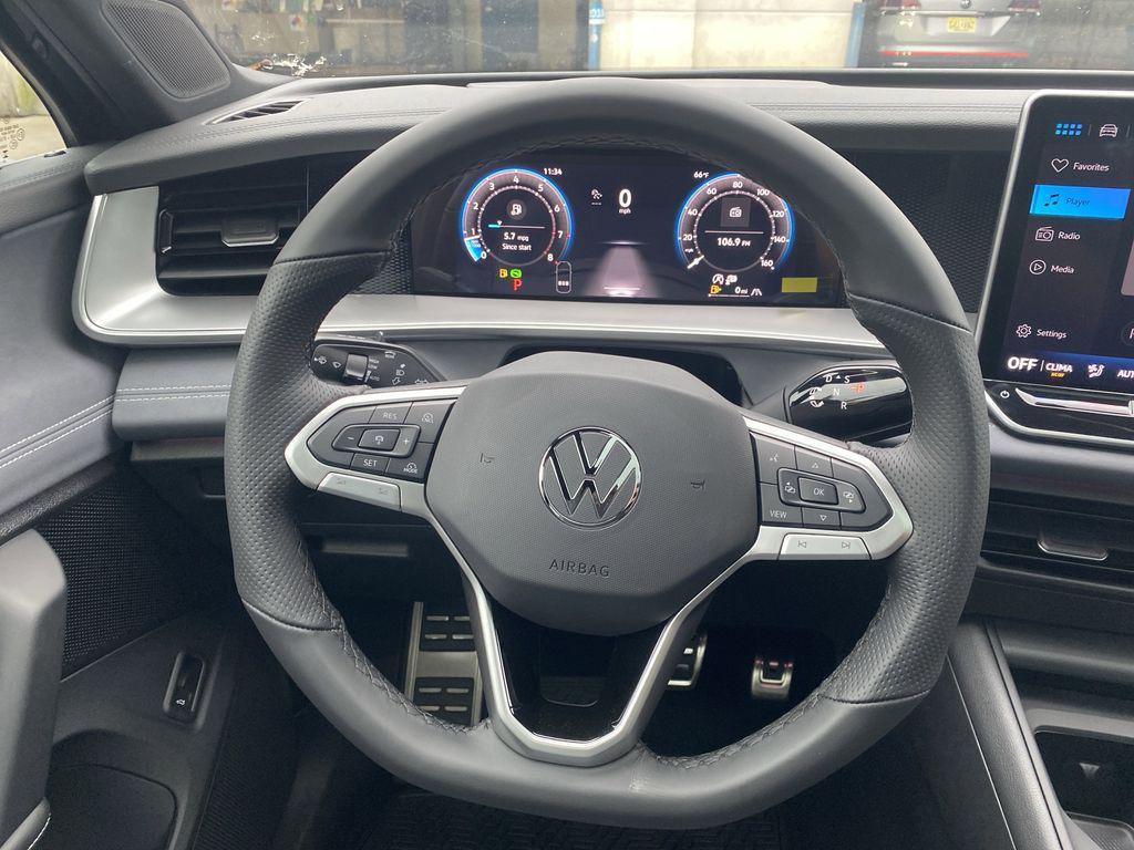 new 2025 Volkswagen Tiguan car, priced at $38,726