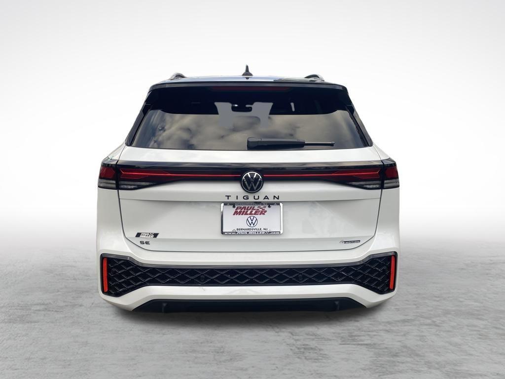 new 2025 Volkswagen Tiguan car, priced at $39,181