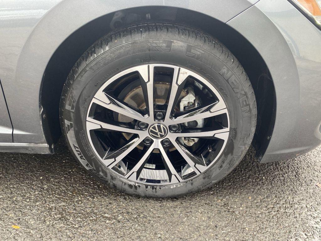 used 2024 Volkswagen Jetta car, priced at $18,991