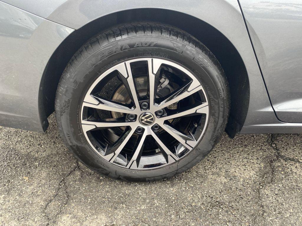 used 2024 Volkswagen Jetta car, priced at $18,991