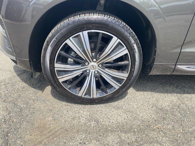 used 2022 Volvo XC60 car, priced at $36,995