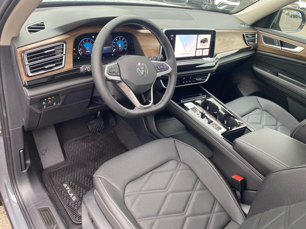 new 2026 Volkswagen Atlas car, priced at $50,125