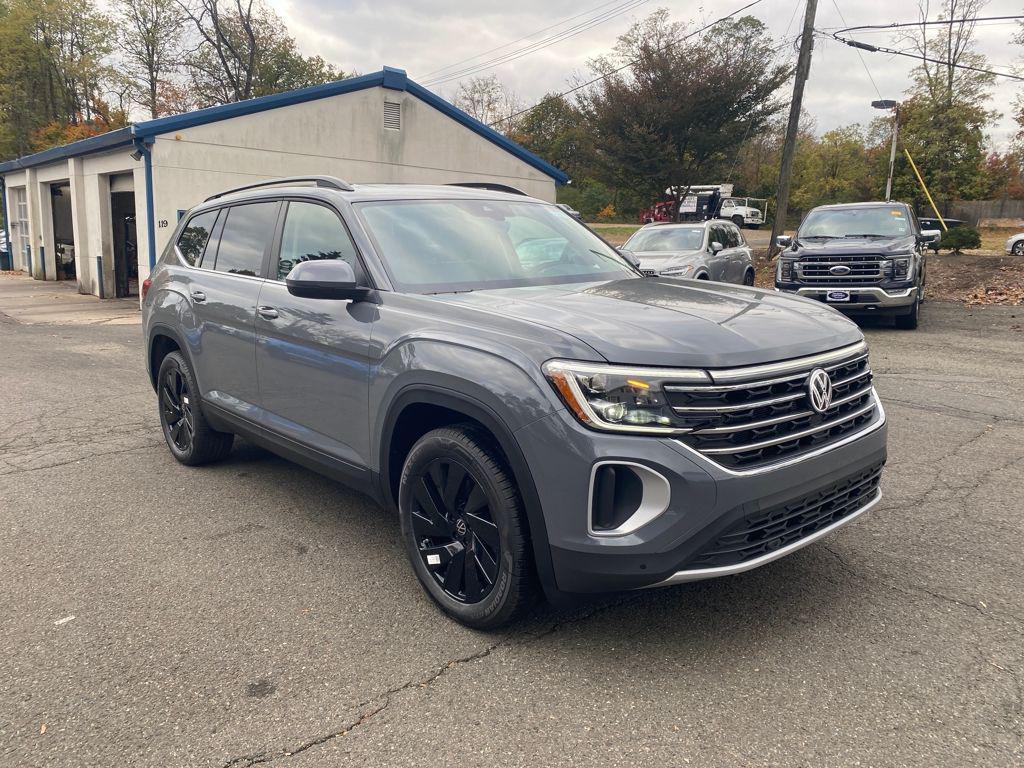 new 2026 Volkswagen Atlas car, priced at $50,125