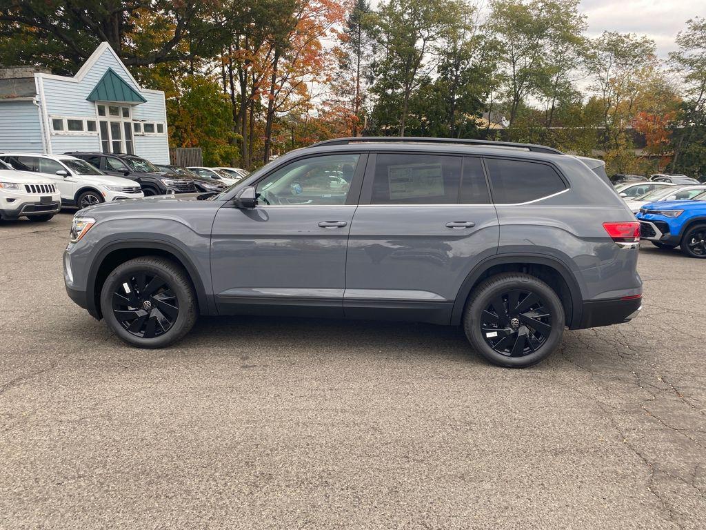 new 2026 Volkswagen Atlas car, priced at $50,125