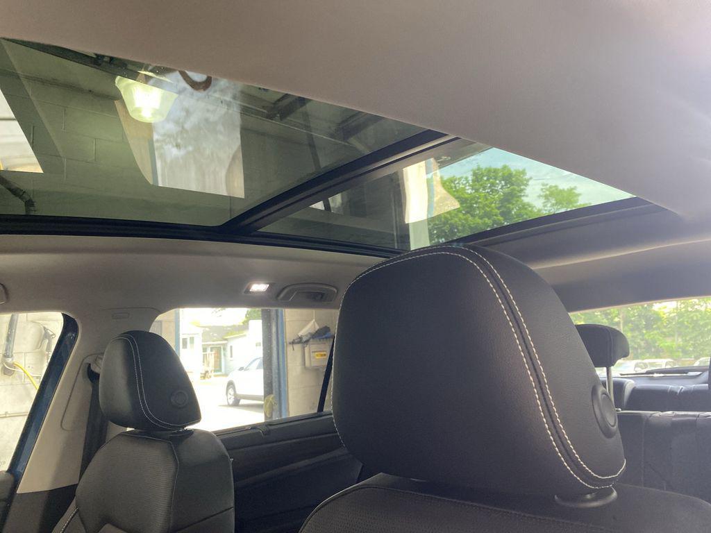 new 2025 Volkswagen Atlas car, priced at $47,631
