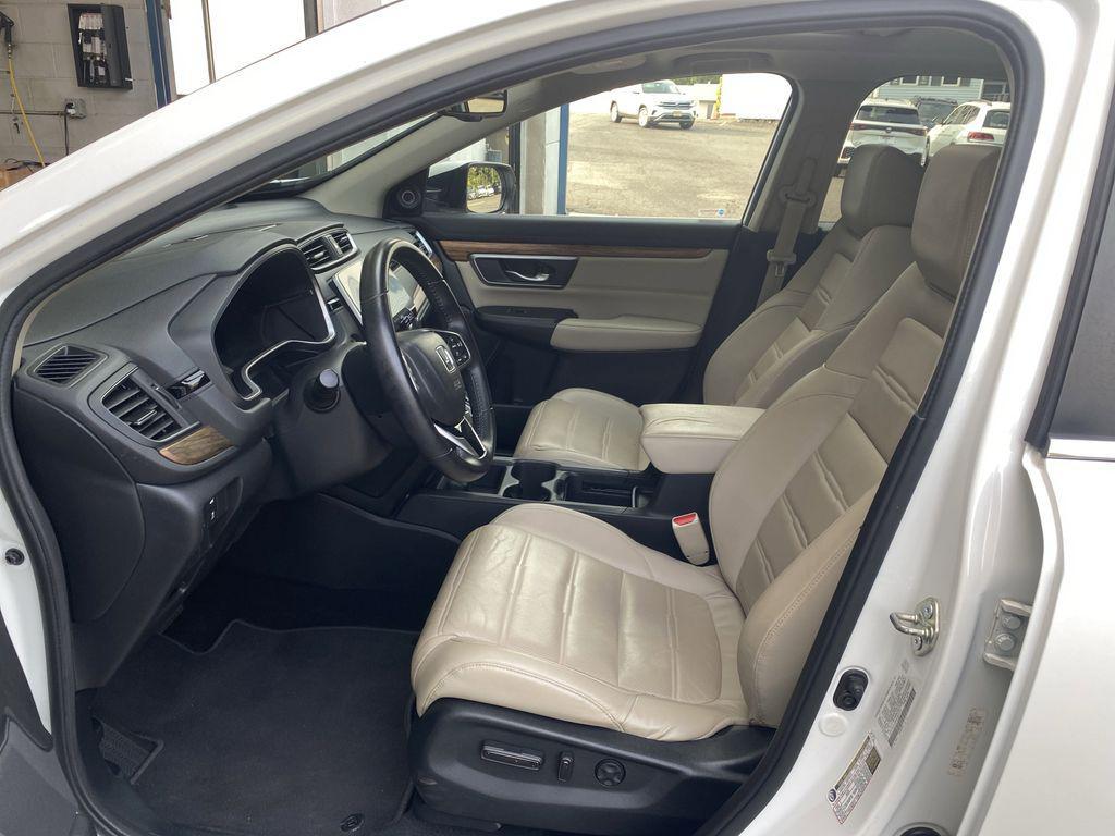 used 2017 Honda CR-V car, priced at $22,917