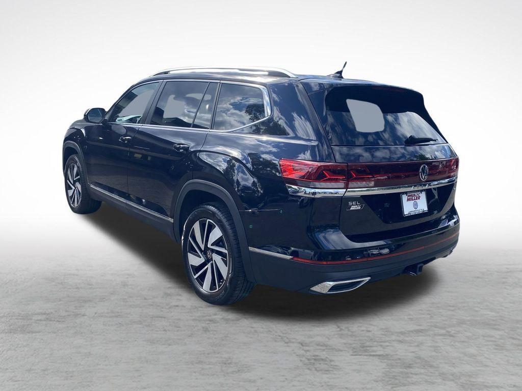 used 2025 Volkswagen Atlas car, priced at $42,991