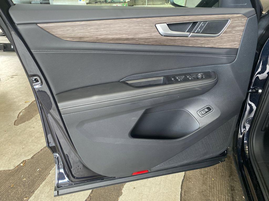 used 2025 Volkswagen Atlas car, priced at $42,991