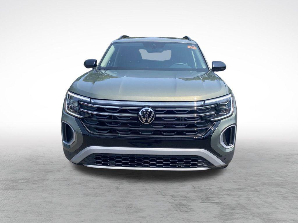 new 2025 Volkswagen Atlas car, priced at $46,146