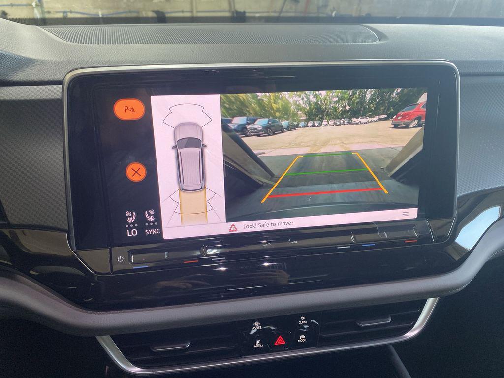 new 2025 Volkswagen Atlas car, priced at $46,146