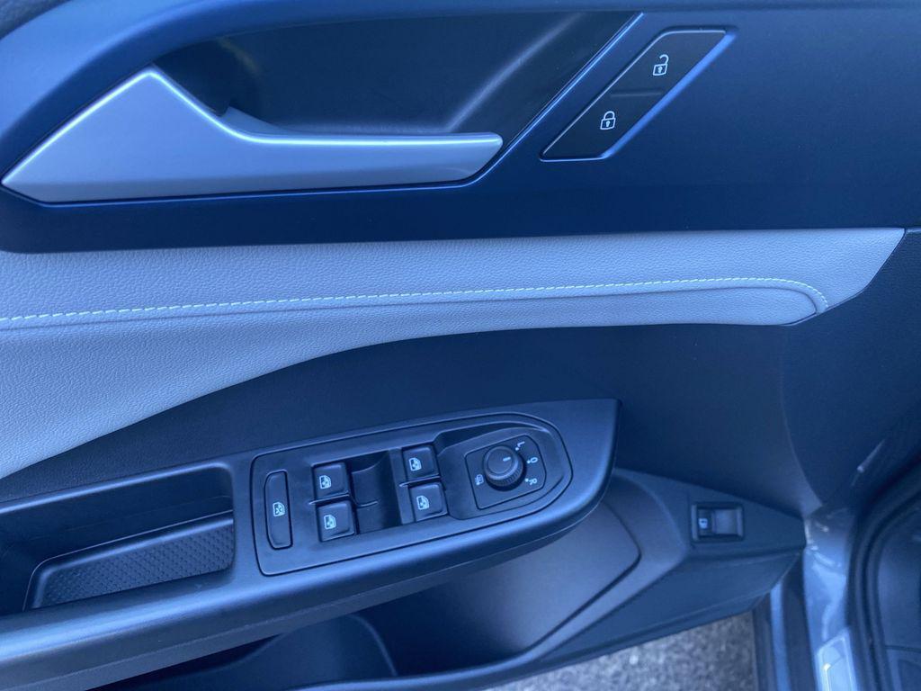 used 2024 Volkswagen Taos car, priced at $25,324