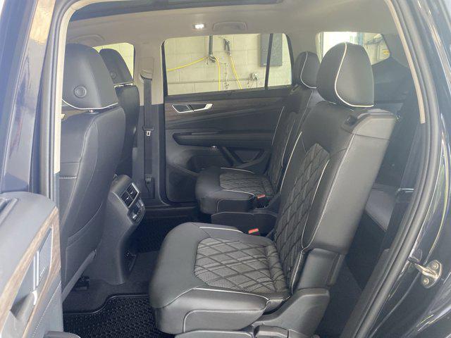 new 2025 Volkswagen Atlas car, priced at $56,831