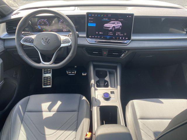 new 2025 Volkswagen Tiguan car, priced at $39,536