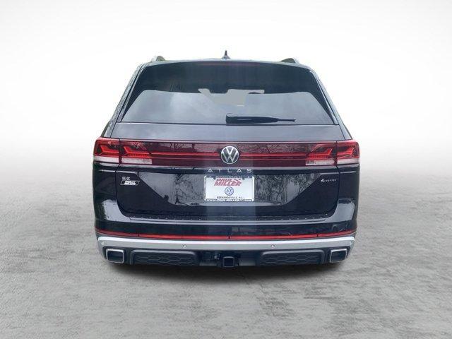 new 2024 Volkswagen Atlas car, priced at $50,081