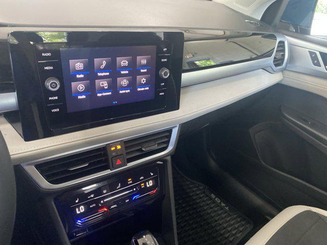 new 2025 Volkswagen Taos car, priced at $31,721