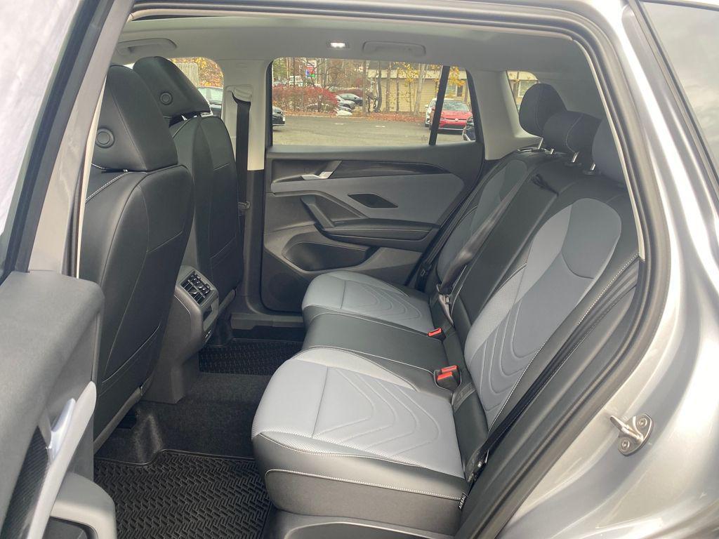 new 2026 Volkswagen Tiguan car, priced at $38,492